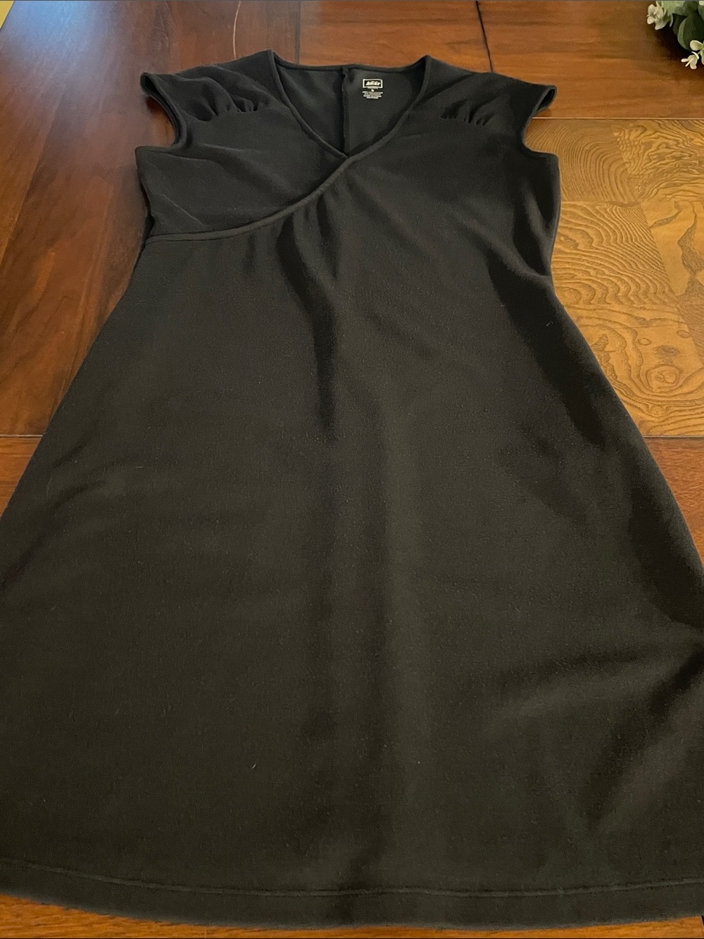 REI Black Mini Dress with V-Neck Wrap Detail D6